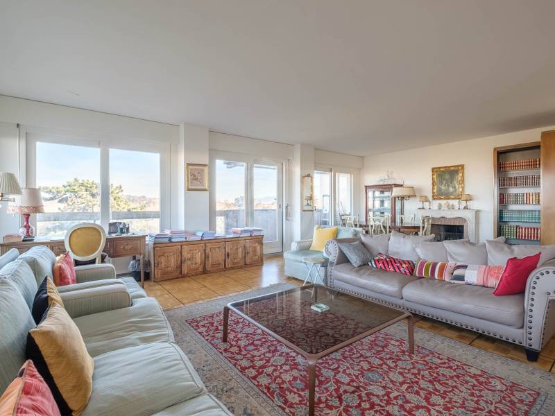 Appartement lumineux – Cologny