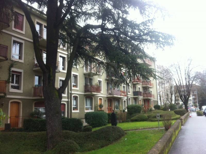 Dépôt – Carouge